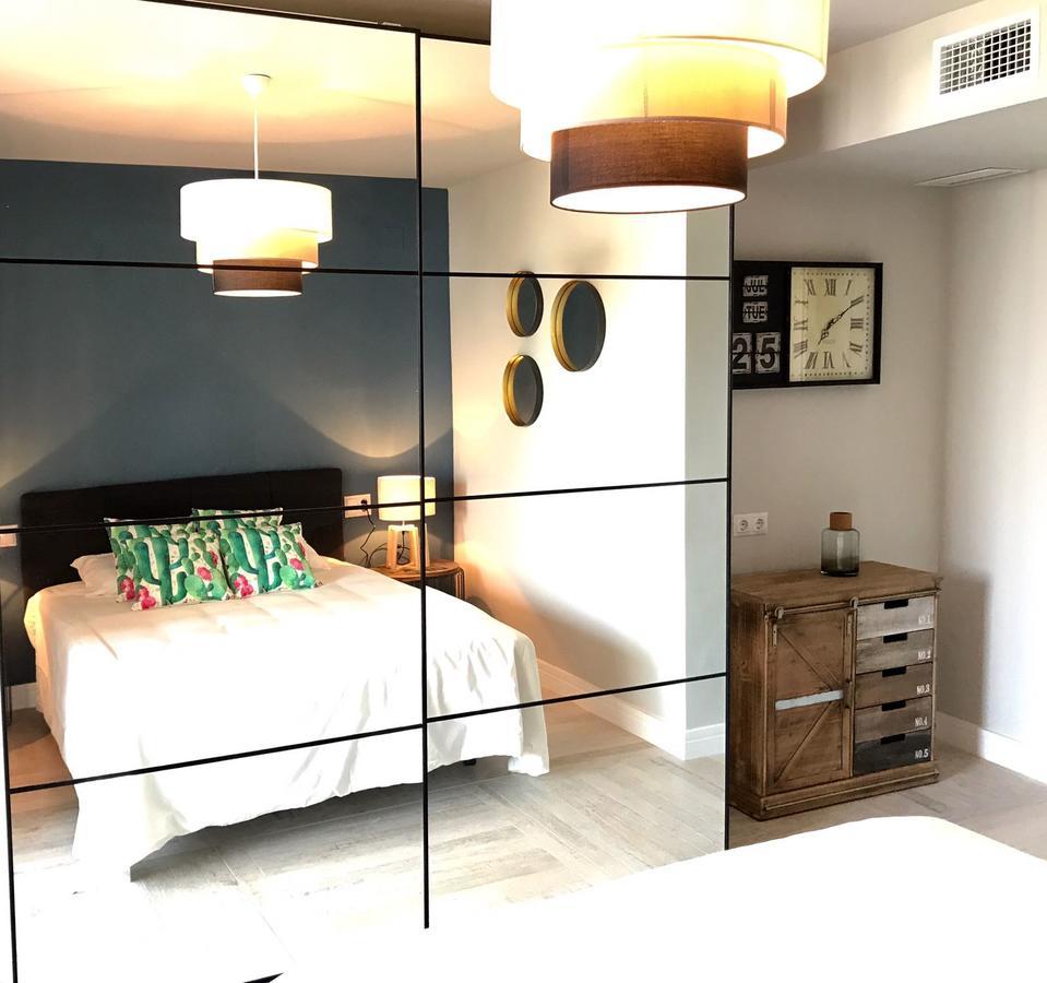Luxury House 110 M2 On The Beach, Pool, Parking Torremolinos Exteriör bild