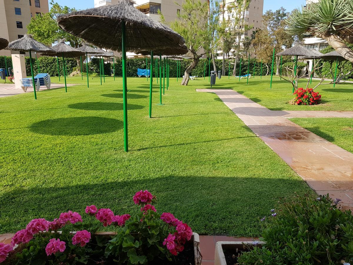 Luxury House 110 M2 On The Beach, Pool, Parking Torremolinos Exteriör bild