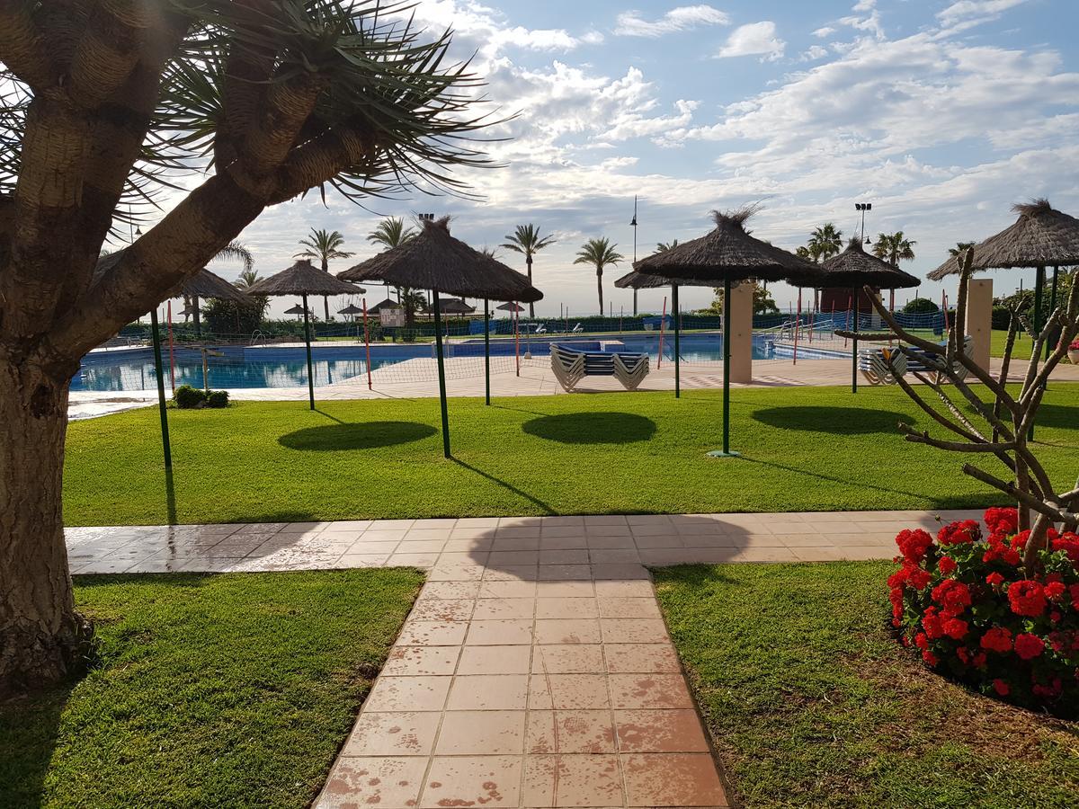Luxury House 110 M2 On The Beach, Pool, Parking Torremolinos Exteriör bild
